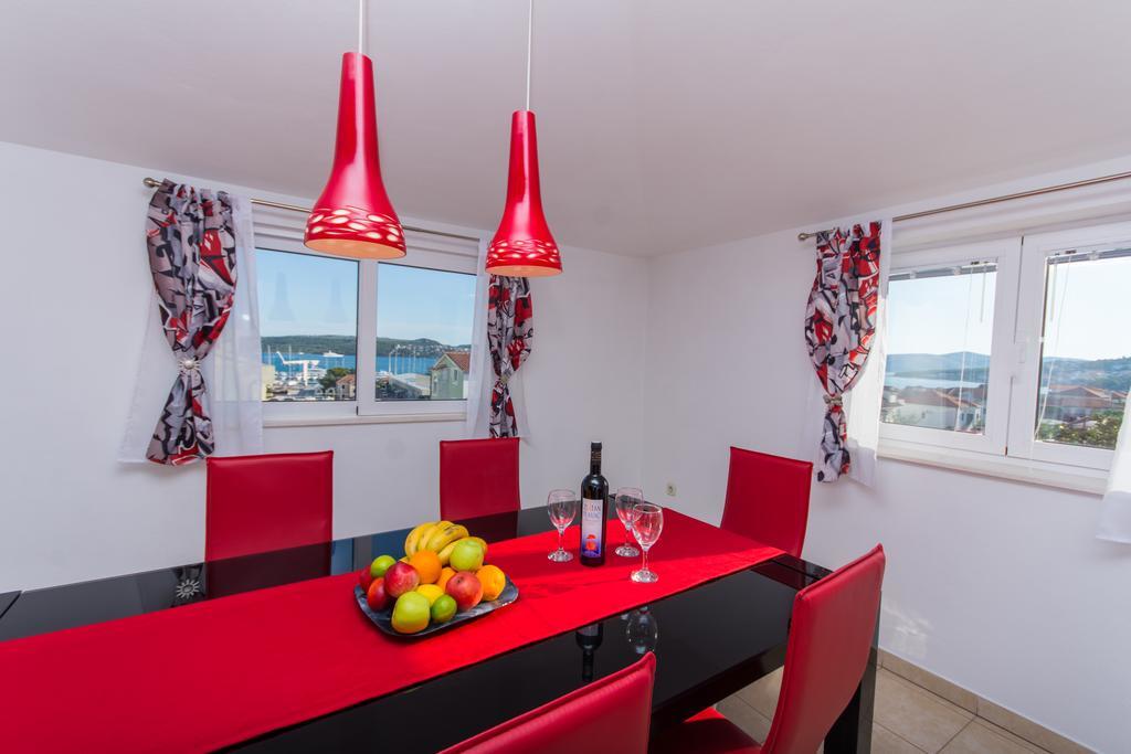 Apartments Barba Trogir Exterior foto