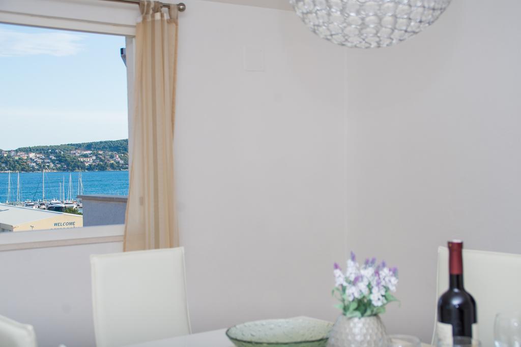 Apartments Barba Trogir Exterior foto