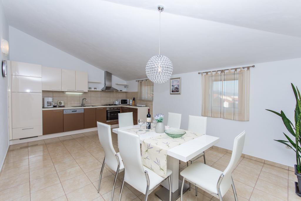 Apartments Barba Trogir Exterior foto
